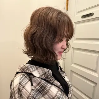 ショート カラー beni yumikoのヘアスタイル