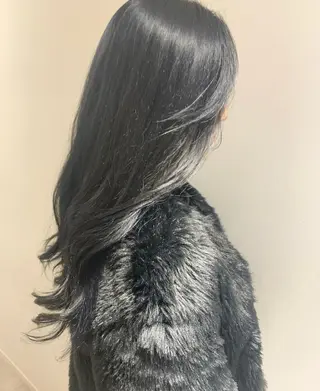 ロング カラー ヘアアレンジ SALOWIN原宿ash店所属・理想のハイトーンへ 🌙サイダサキのヘアスタイル