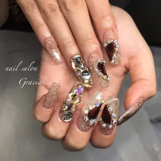 ネイル Gracias. rieのネイルデザイン