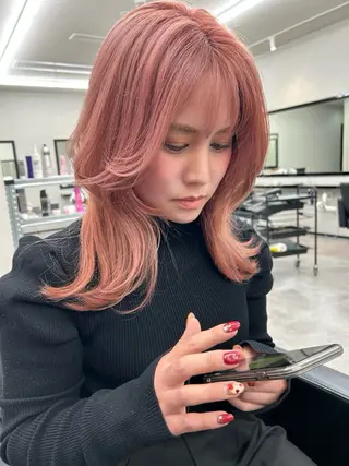 セミロング カラー ナカジマ ナナのヘアスタイル