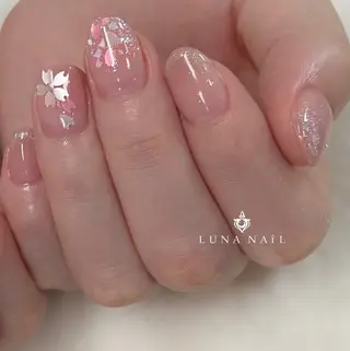 ネイル アトリエ　ミモザ所属・いまむら あかりのネイルデザイン