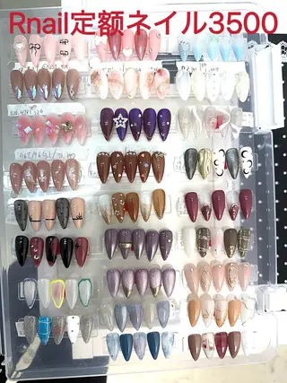 ネイル R nailsalon所属・Rネルサイン よ よのネイルデザイン