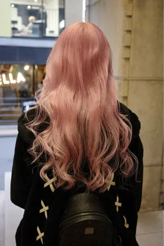 ロング カラー ハイトーンカラー ⭐️NAZUNAのヘアスタイル