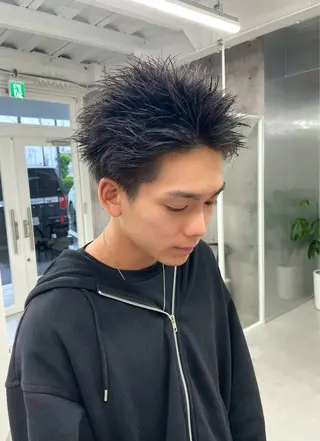 ショート メンズ 錦 茉李のヘアスタイル