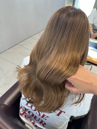 ロング Miyu🎀レイヤー ／透明感カラー🪽のヘアスタイル