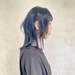 ミディアム カラー ブルーカラー 🌈　SOUTOMEのヘアスタイル