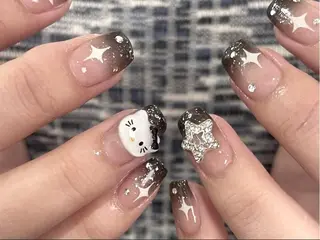 ネイル 🤎mini 🤍可愛らしいネイルのネイルデザイン