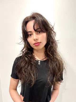 ロング カラー ハイトーン/レイヤー /ウルフ⭐️永田⭐️のヘアスタイル