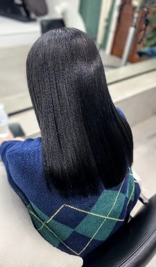 ロング 山口 蒼衣のヘアスタイル