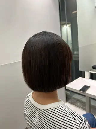 ショート 👑指名率No.1 艶々ボブ/艶カラーのヘアスタイル