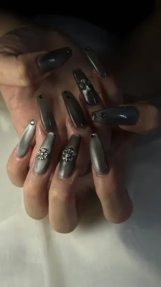 ネイル うにゃねいる🌷 Mayaのネイルデザイン