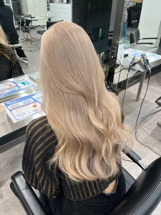 ロング カラー cinq所属・hatano kahoのヘアスタイル