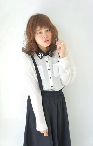 ミディアム カラー パーマ 森田 真由のヘアスタイル