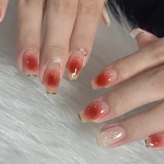 ネイル LAVISH nanamiのネイルデザイン