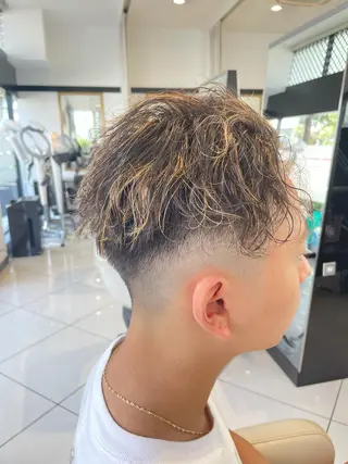ショート パーマ メンズ Men's hair salon First 中百舌鳥店所属・First なかもず 店 YUKIのヘアスタイル
