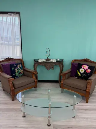 ホワイトニングサロンaile所属・セルフホワイトニング 金城しおりのその他イメージ