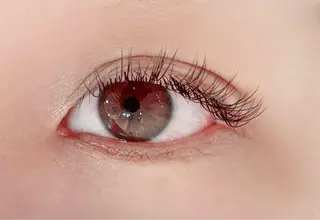 マツエク・マツパ ROMMY.eyelash本厚木所属・中岡 千尋の眉毛・アイブロウイメージ