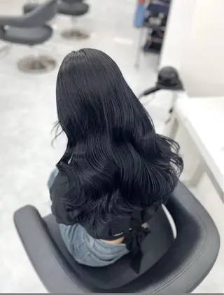 カラー yoki.【ﾖｷ】所属・Yoki.【ﾖｷ】 OMI／透明感カラーのヘアスタイル