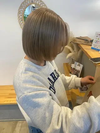 ショート カラー 🌼ハイライト透明感 🌼maiのヘアスタイル