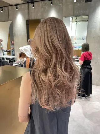 ロング カラー 美髪矯正/ハイトーン 🪸🩰ヒナコのヘアスタイル