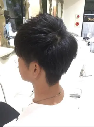 ショート メンズ 松吉 純平のヘアスタイル