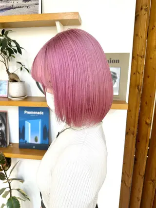 カラー リンダ所属・ベージュ/顔周り カット/スズキのヘアスタイル