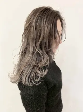 セミロング ダブルカラー/艶カラ ー✨北野天夕のヘアスタイル