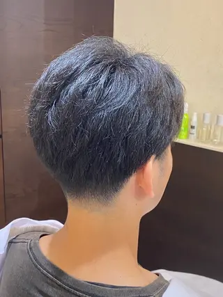 ショート メンズ 松岡 輝のヘアスタイル