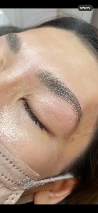 アイブロウ Oui Lash&Brow 太田店所属・Oui  與那嶺 真衣の眉毛・アイブロウイメージ