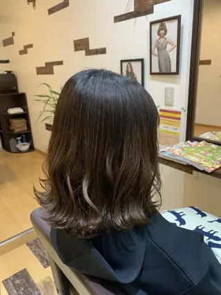 ミディアム カラー SUGAR所属・サトウ シューイチのヘアスタイル