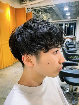 パーマ メンズ RIN／韓国ヘア レイヤーカットのヘアスタイル