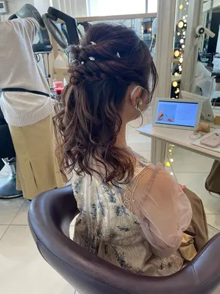 ヘアアレンジ なな/シェービング /カラー/アレンジのヘアスタイル