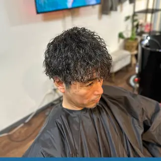 ミディアム パーマ メンズ Lizir  ルズィール所属・Luzir⭐︎ GEN⭐︎のヘアスタイル