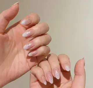 ネイル 高木 維麗絲のネイルデザイン