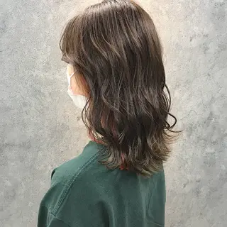 ミディアム 所渉/韓国レイヤー /ウルフカットのヘアスタイル