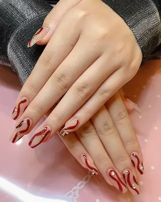 ネイル LEDアイラッシュ ∩_∩アオイのマツエク・マツパデザイン