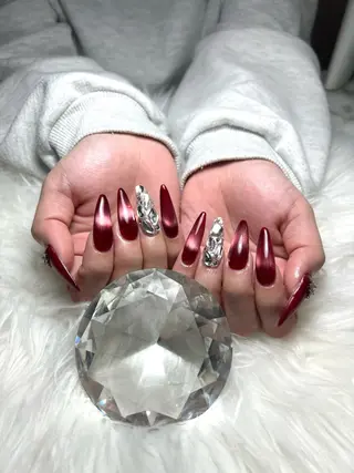 ネイル 井尻 紗菜のネイルデザイン