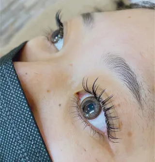 マツエク・マツパ MAQUIA東金店 🤍大坂のマツエク・マツパデザイン