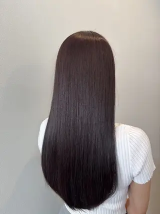 ロング LUCK by MiNDHAiR所属・島袋 奈千のヘアスタイル