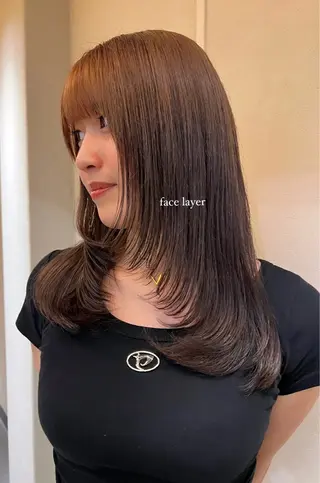 ロング コノカ/暖色カラー/ 透明感カラーのヘアスタイル