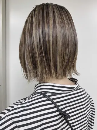 ショート カラー 艶髪⭐️白髪ぼかし ⭐️田玉裕樹のヘアスタイル