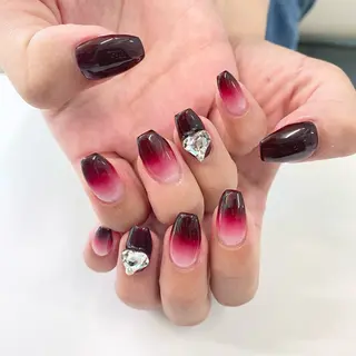 ネイル Kira-ra所属・Kira-ra💎 KIRARIのネイルデザイン