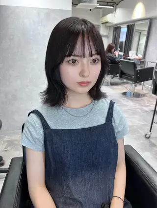 ミディアム カラー TOMONA👑 透明感カラーレイヤーのヘアスタイル
