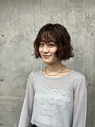 ショート パーマ era所属・azumi/ボブ/暖 色/オリーブ/縮毛のヘアスタイル