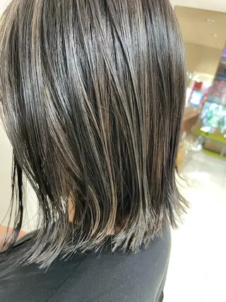 ミディアム カラー ヘアアレンジ 【Sweep】おじま のぞみのヘアスタイル