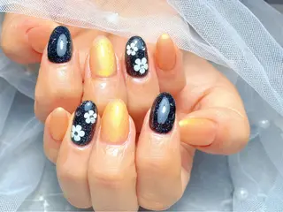 ネイル マジックミラー所属・マジック ミラーのネイルデザイン