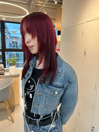 セミロング カラー 透明感カラー/牧内 楓/インナーカラーのヘアスタイル