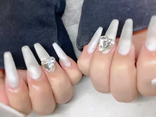 ネイル アトリエAIHA所属・アトリエAIHA★ フィルイン推奨サロンのネイルデザイン