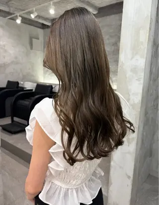 セミロング Iwama momokaのヘアスタイル