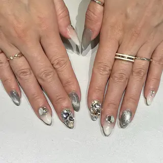 ネイル RounGe Nail&Eyelash所属・葛西 佑香のネイルデザイン